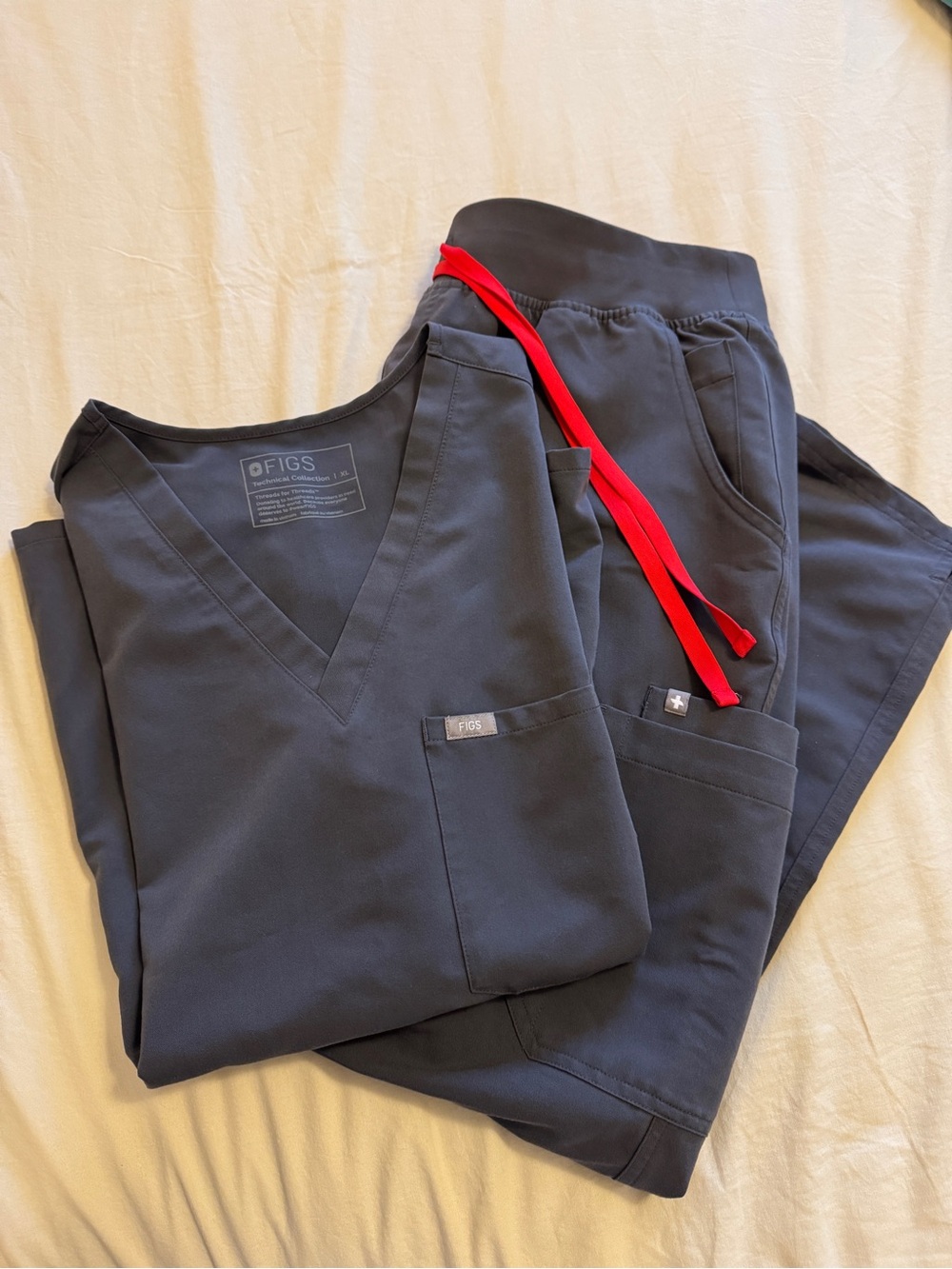 Figs Charcoal Women's Scrubs with Red Drawstring